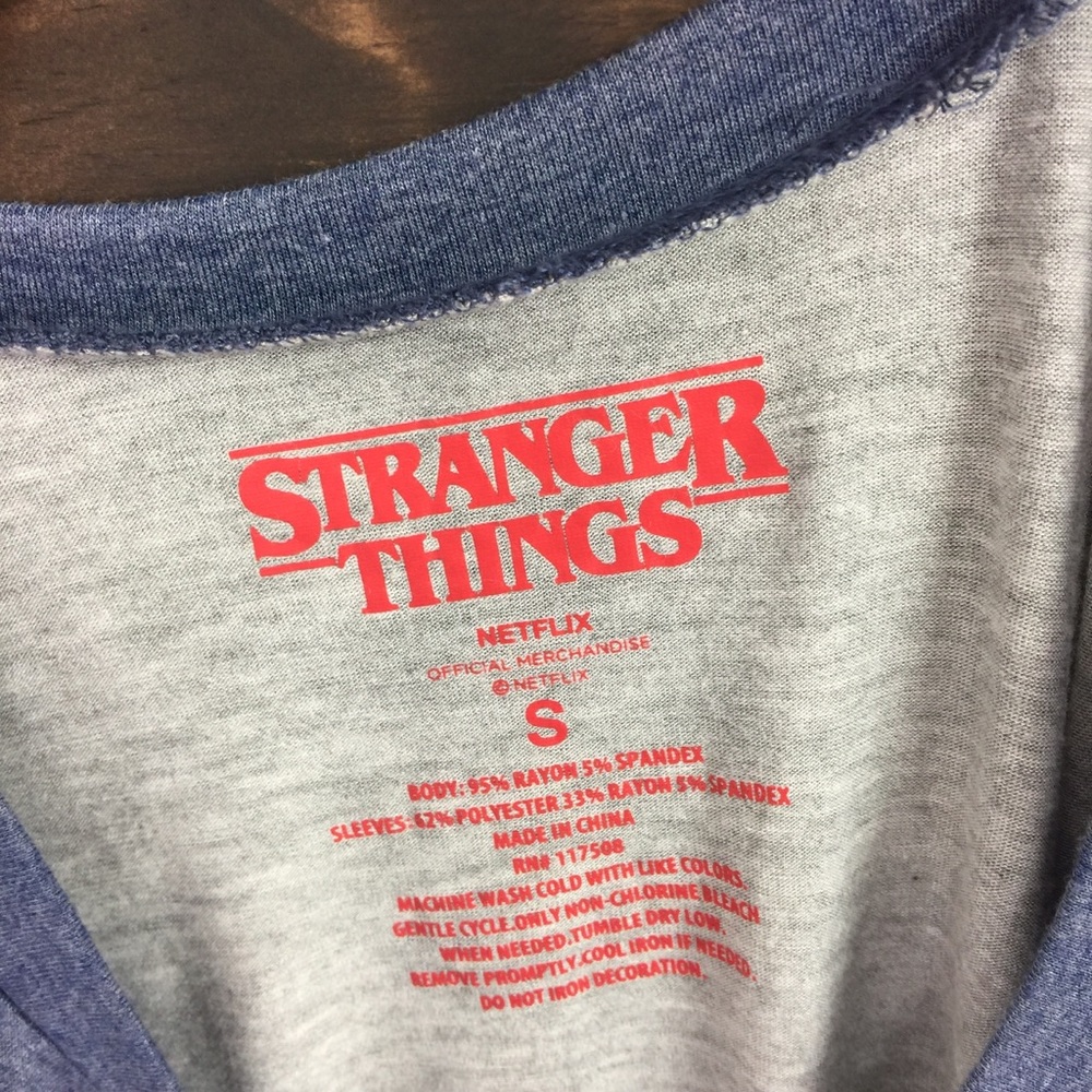 Stranger Things | Graphic Ringer Tee Striped - Picture 5 of 5